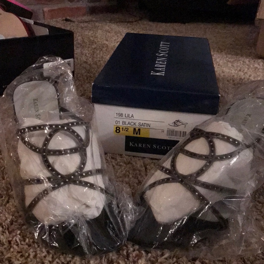 Heeled sandals